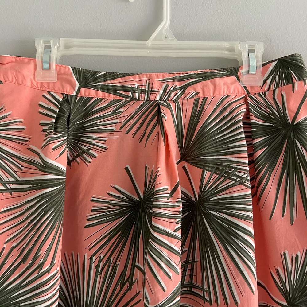 A New Day palm leaves skirt - Picture 2 of 6